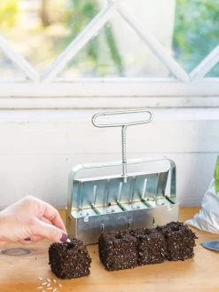 Soil Blocker, 4 Cell -Garden Care Shop 8599790 18641 tif